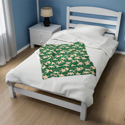 Velveteen Plush Blanket - Flower Blossum - Green